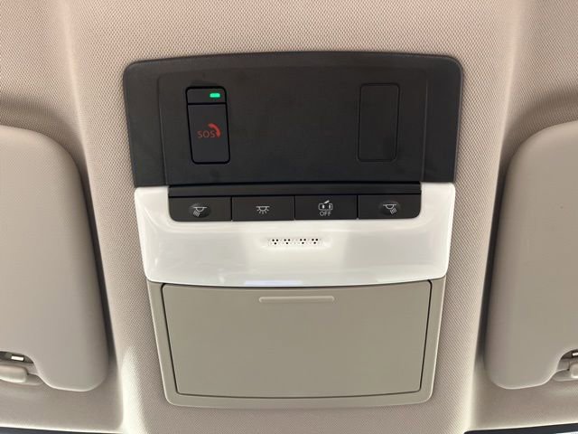 Used 2025 Nissan Rogue SL image 32