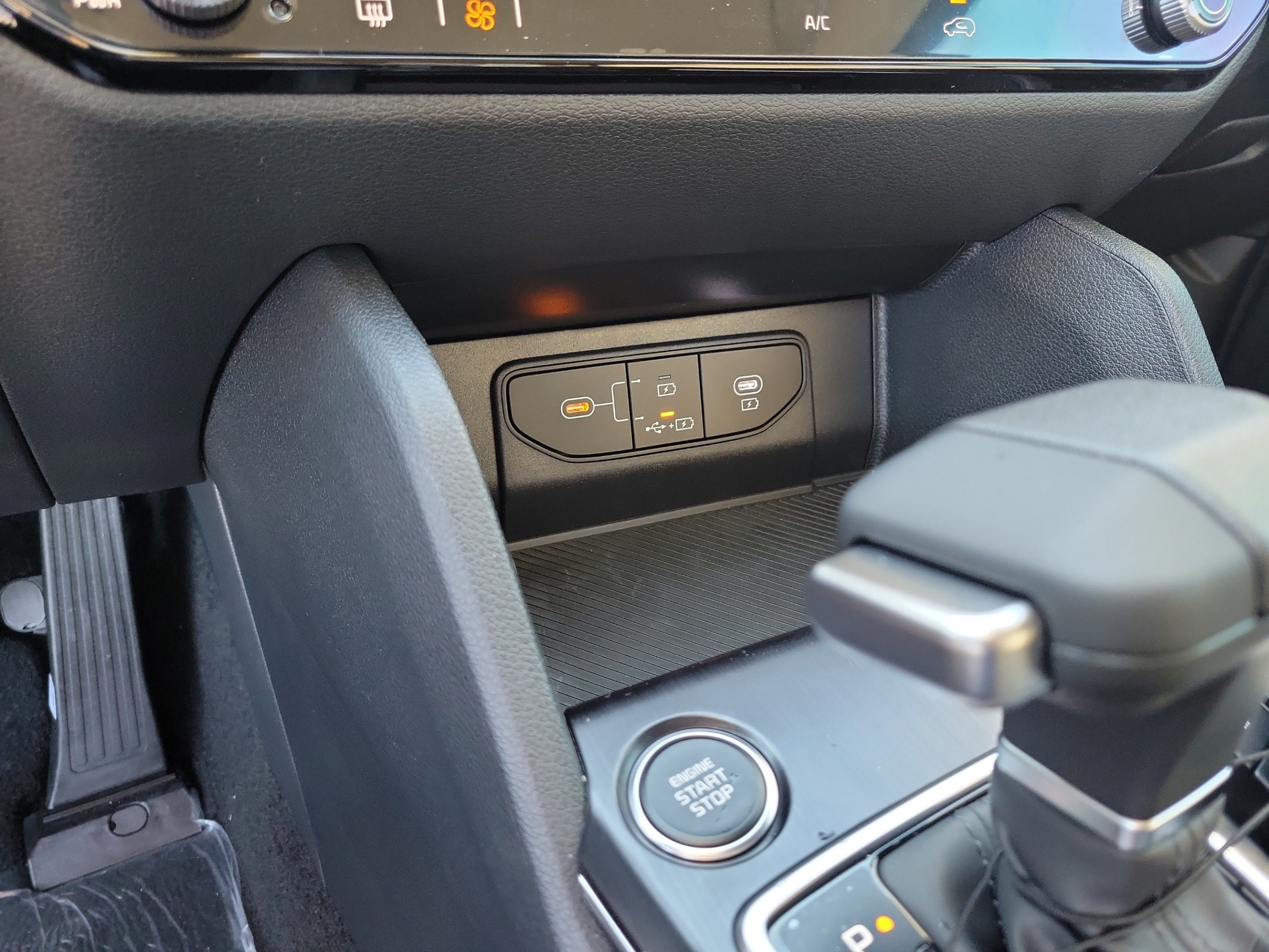 New 2027 Kia Sportage LX w/ LX Convenience Package FWD image 19