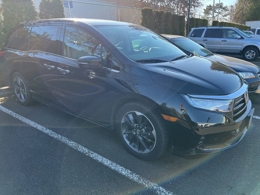 Used 2021 Honda Odyssey Touring image 2
