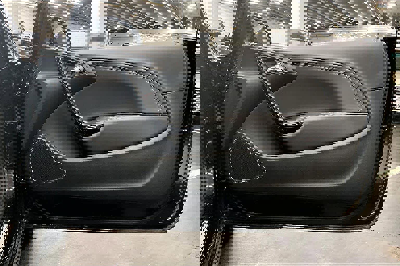 Used 2016 Buick Cascada Premium image 22