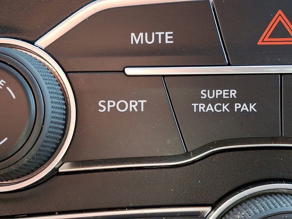 Used 2023 Dodge Charger SXT w/ Cold Weather Package image 17