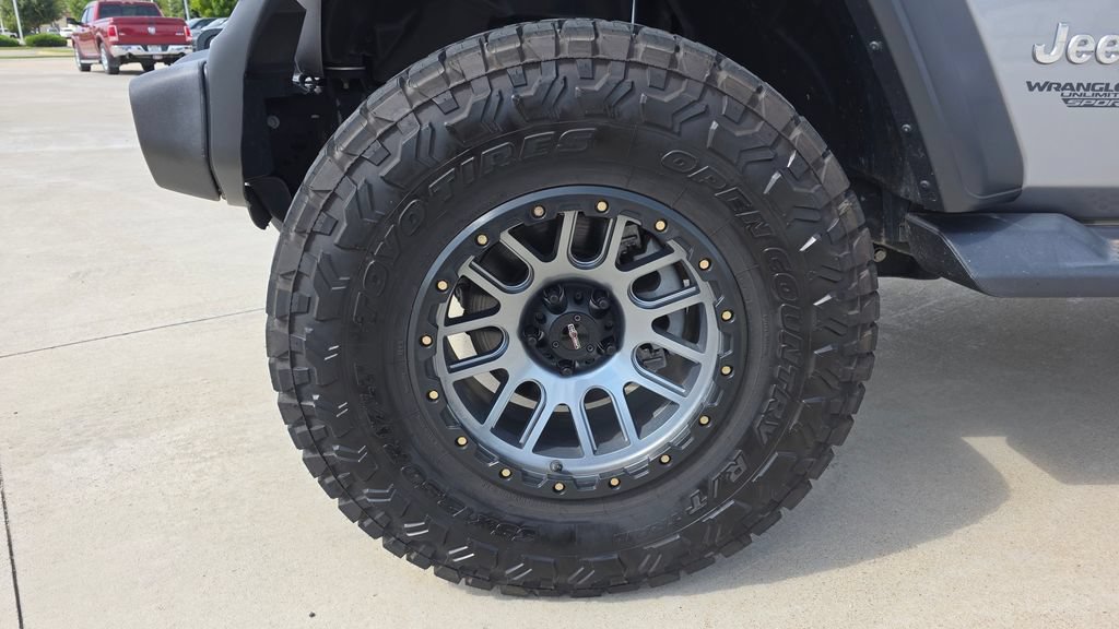Used 2018 Jeep Wrangler Unlimited Sport S AWD/4WD image 10