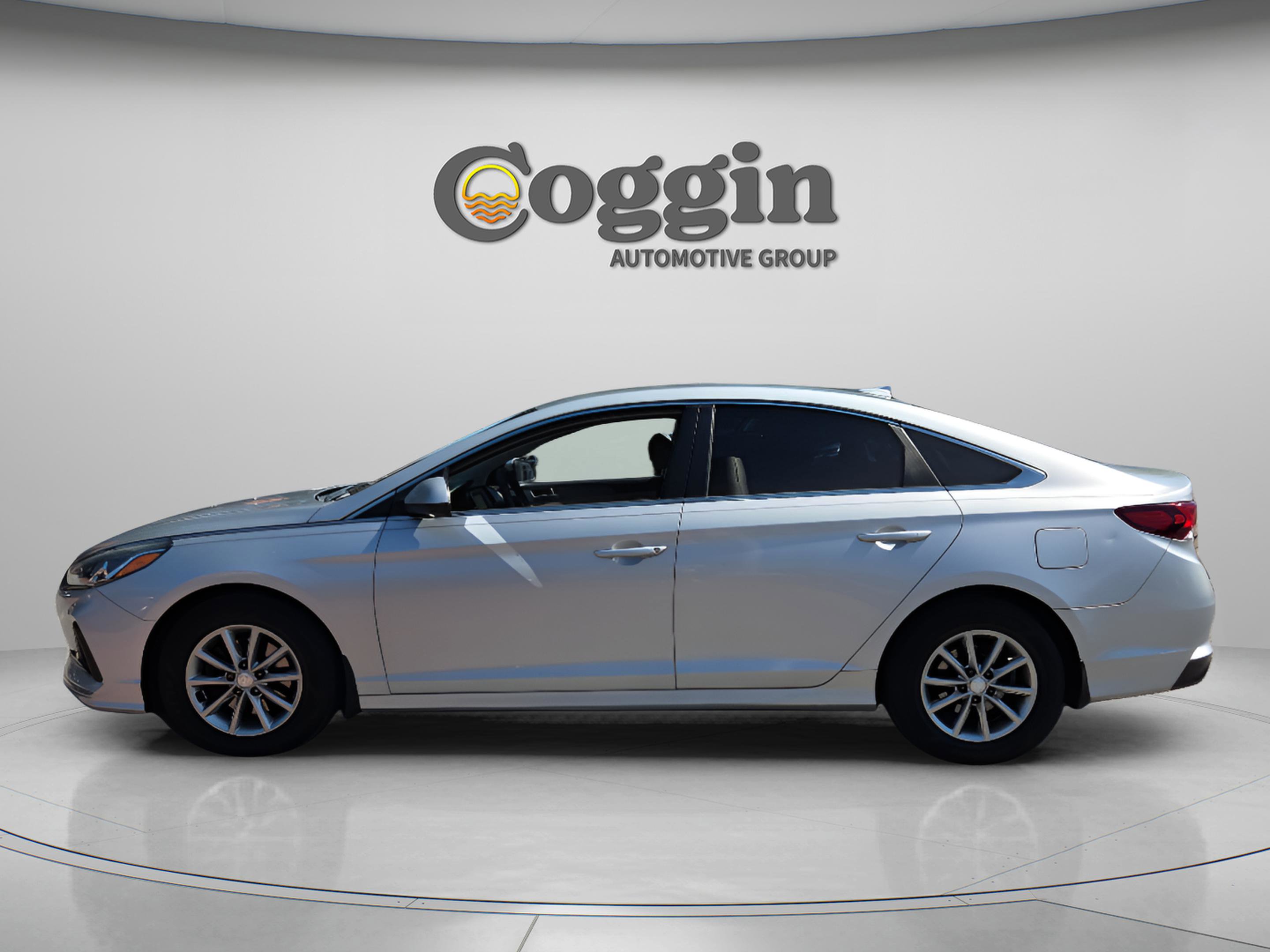 Used 2019 Hyundai Sonata SE FWD image 2