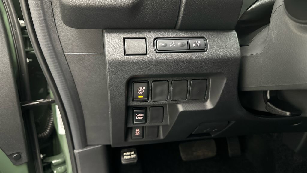 New 2026 Nissan Frontier SV w/ All-Weather Content Package AWD/4WD image 20