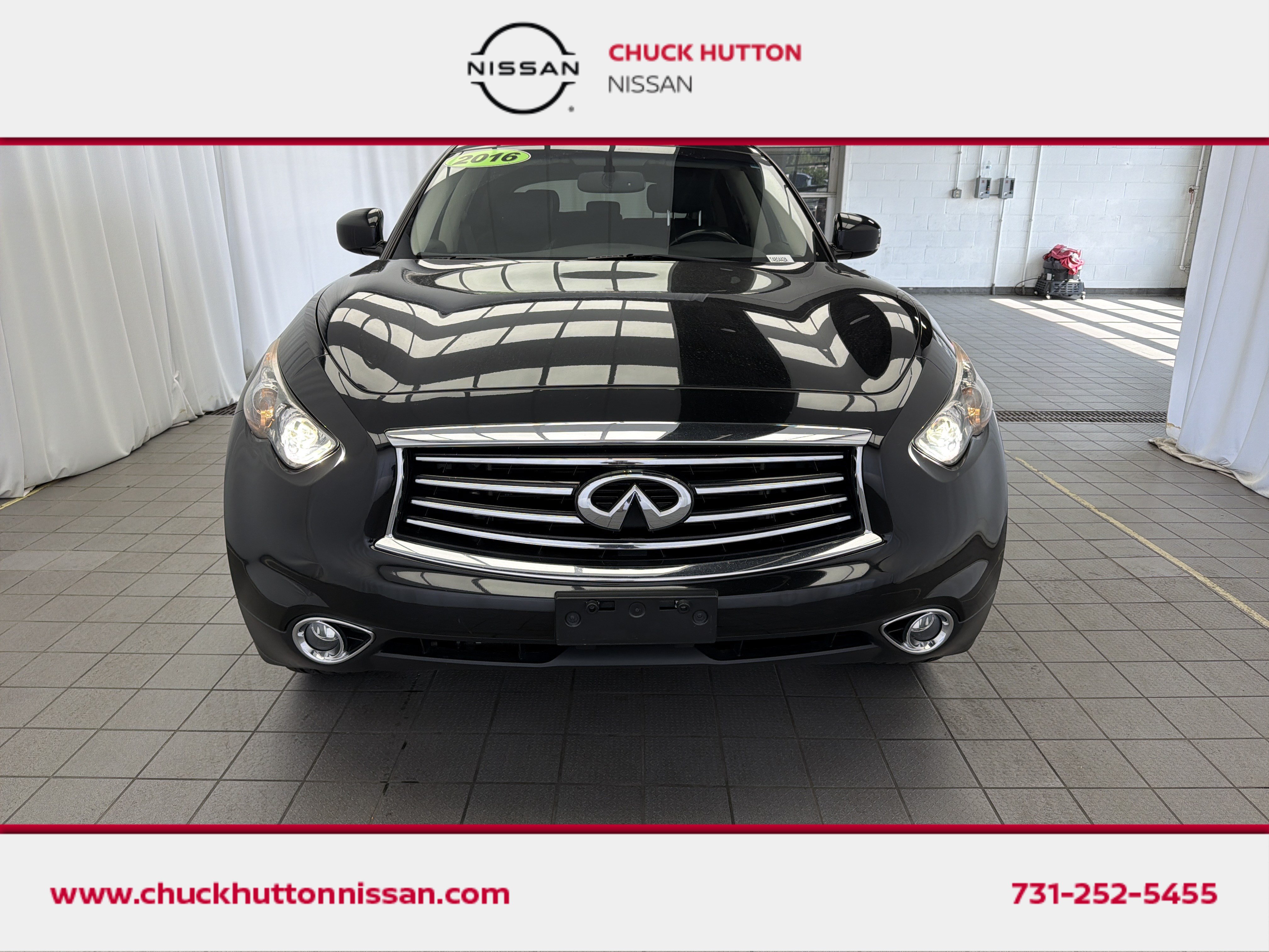 Used 2016 INFINITI QX70 2WD image 2