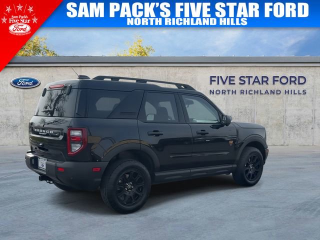 Used 2025 Ford Bronco Sport Badlands image 9