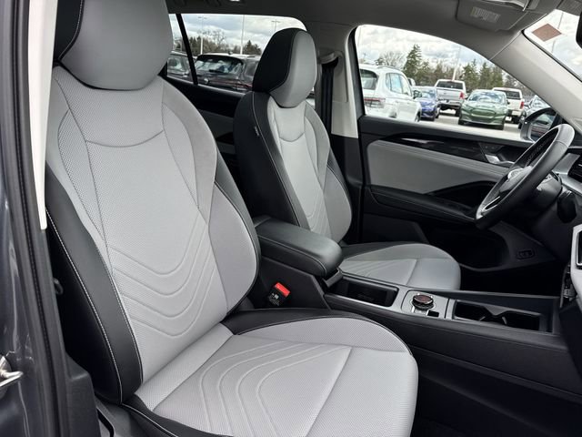 Certified 2025 Volkswagen Tiguan SE AWD/4WD image 27