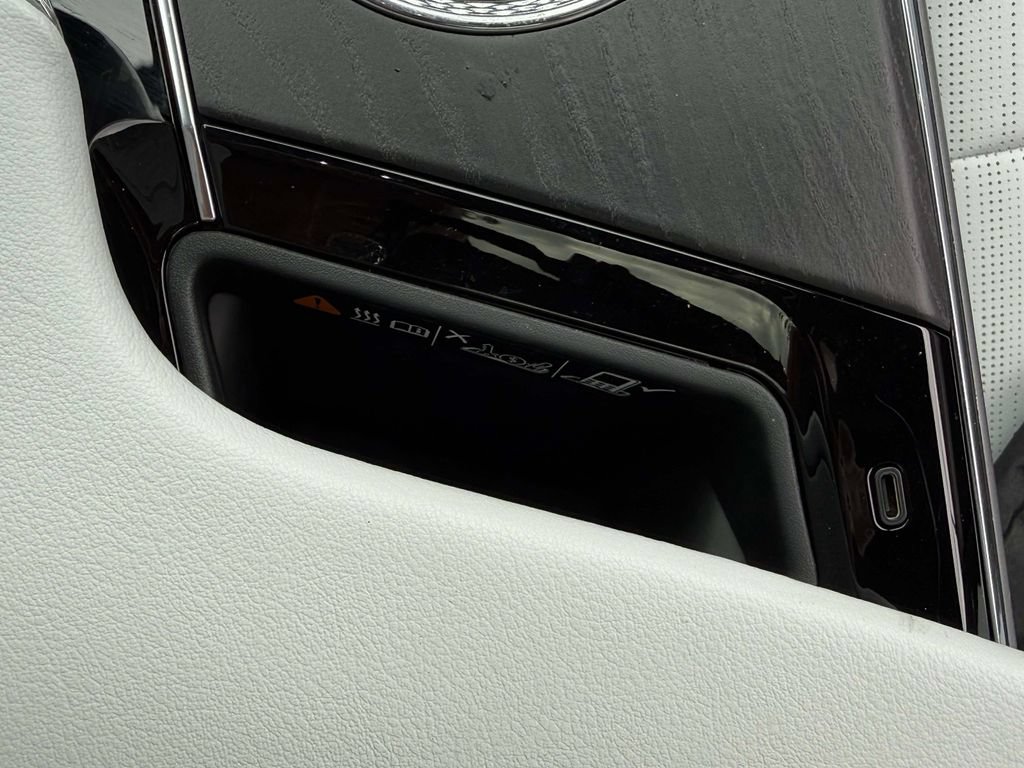 Used 2023 Cadillac Lyriq 2WD image 24