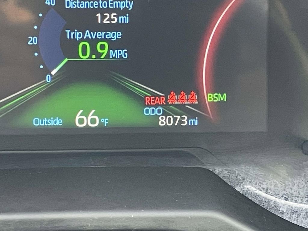 Used 2025 Toyota RAV4 XLE Premium image 38