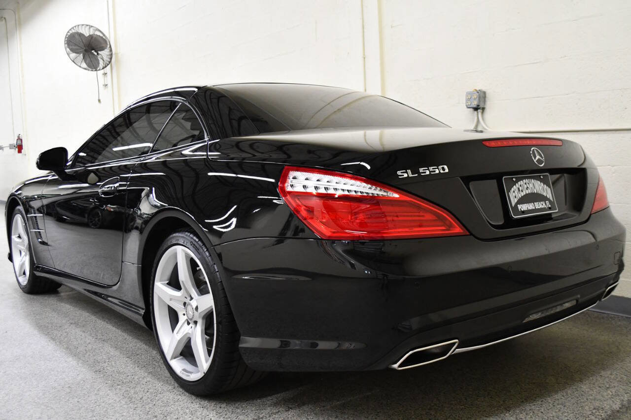Used 2016 Mercedes-Benz SL 550 SL 550 2dr Convertible image 28