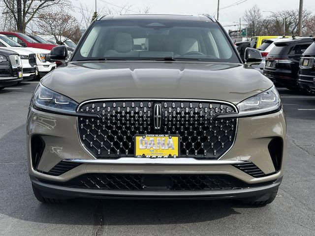 Certified 2025 Lincoln Aviator Reserve w/ Equipment Group 201A image 2