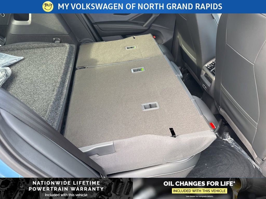 New 2026 Volkswagen Tiguan SE image 23