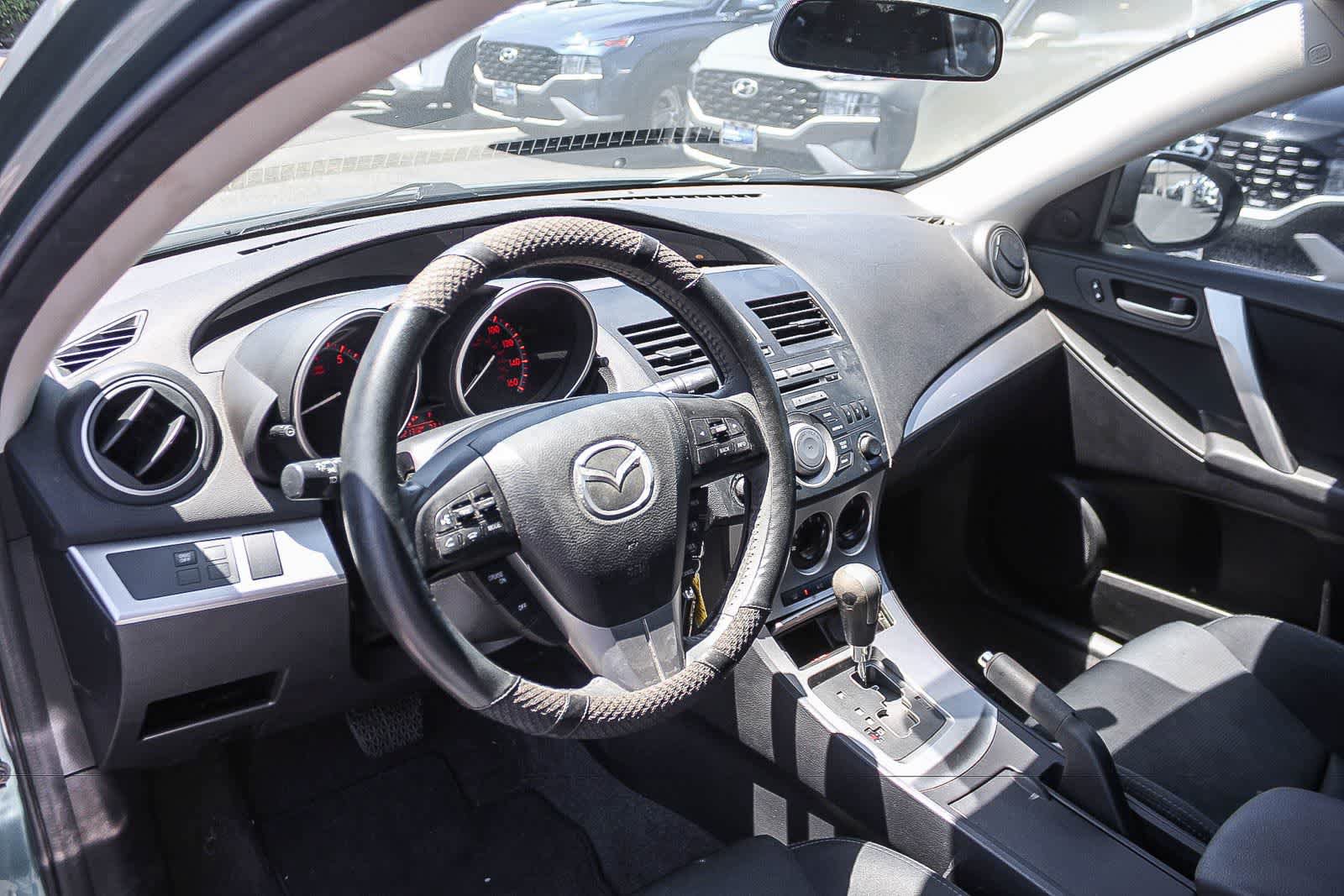 Used 2011 MAZDA MAZDA3 s Sport FWD image 21