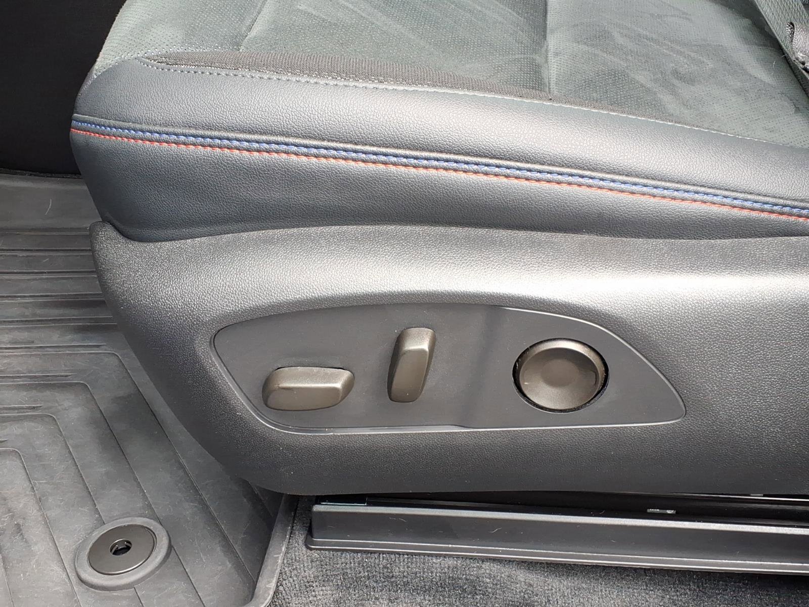 Used 2024 Chevrolet Blazer EV RS AWD/4WD image 24