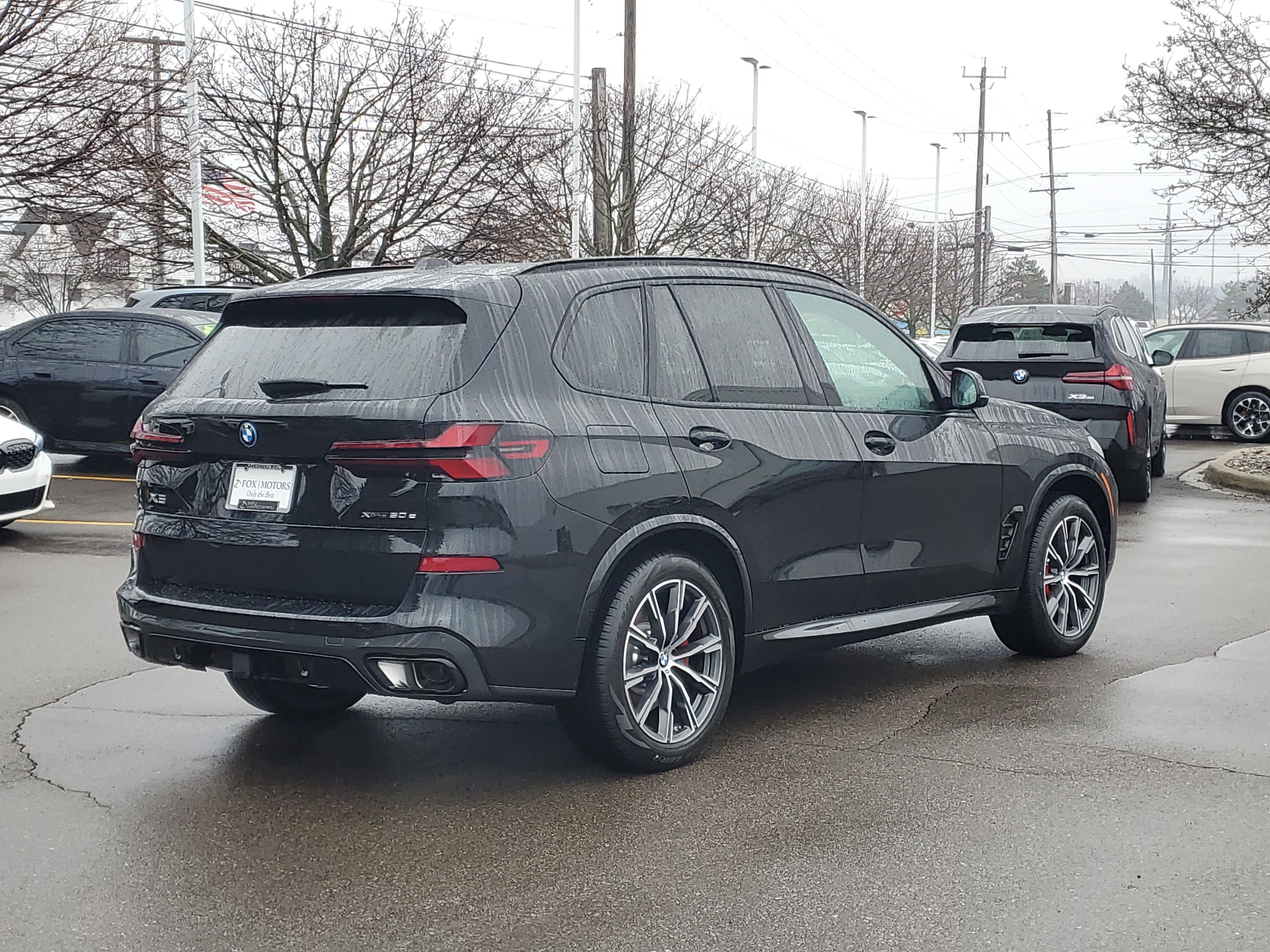 New 2026 BMW X5 xDrive50e w/ M Sport Package AWD/4WD image 3