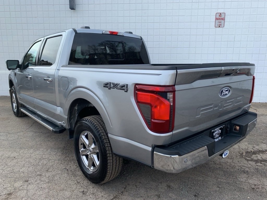 New 2025 Ford F150 XLT w/ Equipment Group 302A MID image 9