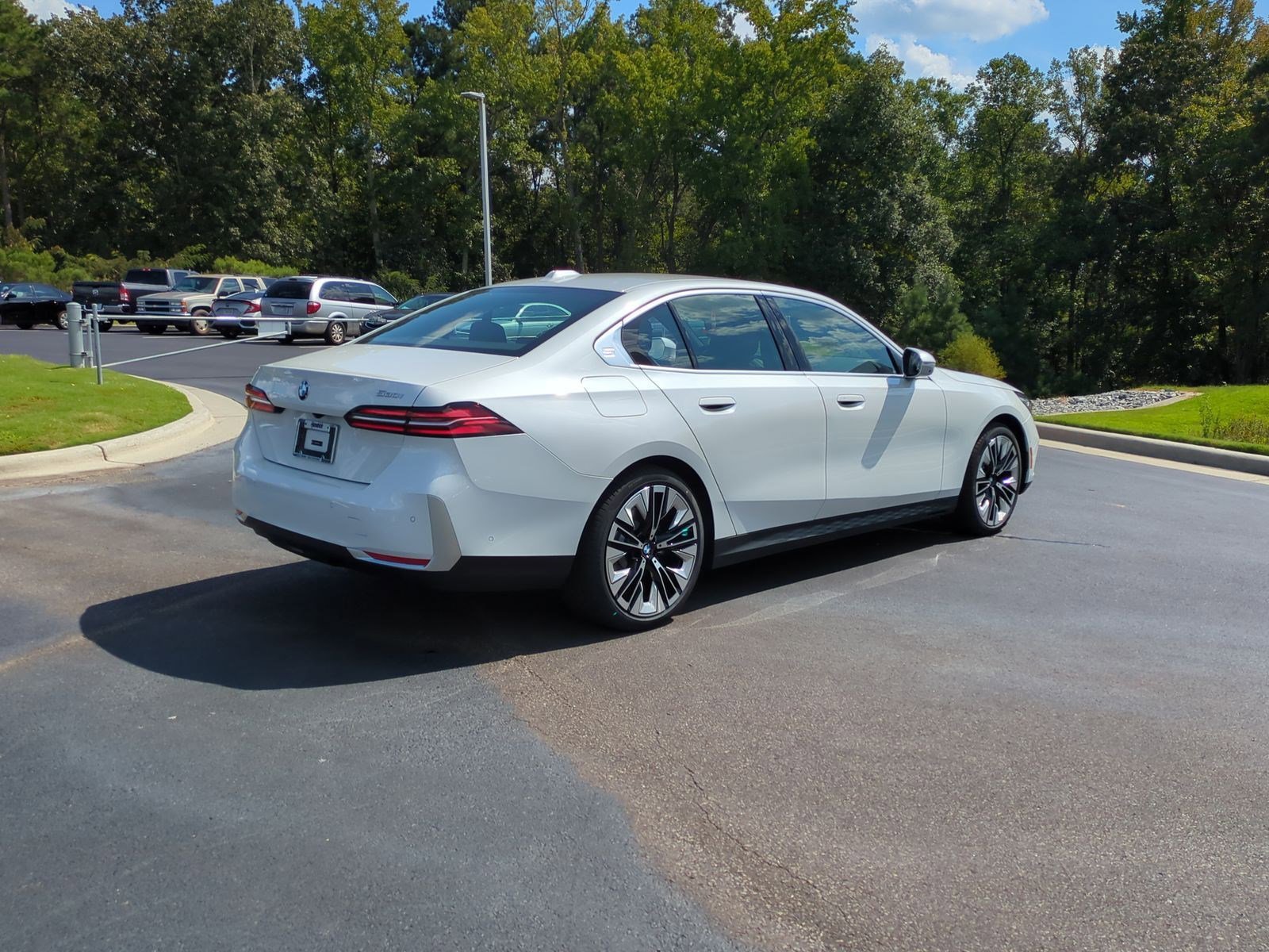 Certified 2026 BMW 530i w/ Premium Package image 9