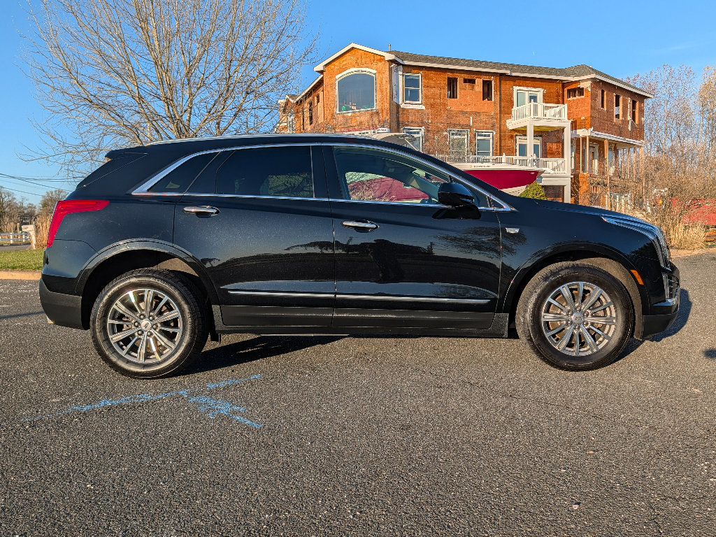 Used 2019 Cadillac XT5 Luxury image 3