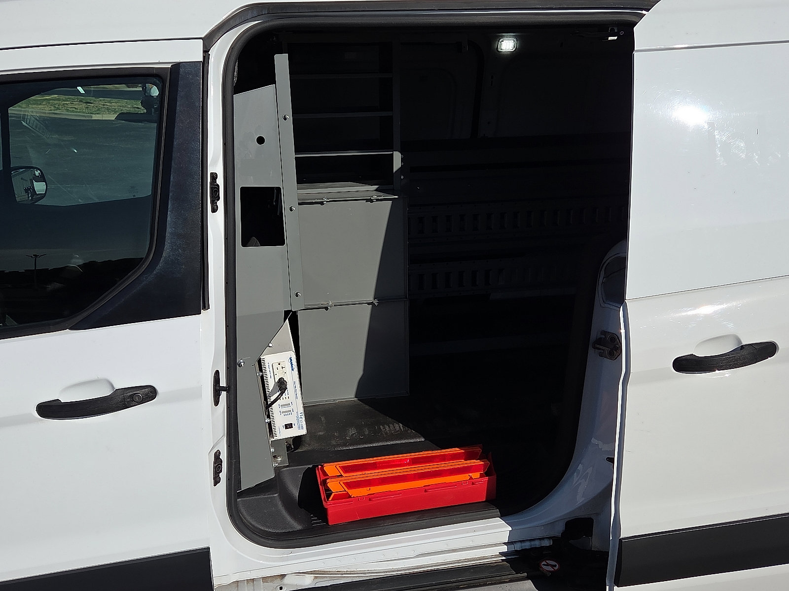 Used 2018 Ford Transit Connect XL image 10