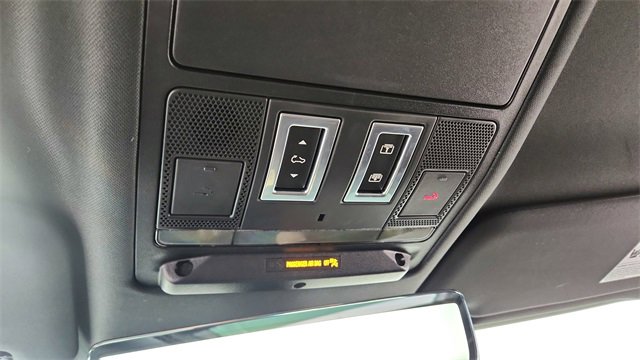 Used 2022 Land Rover Defender 90 X image 50