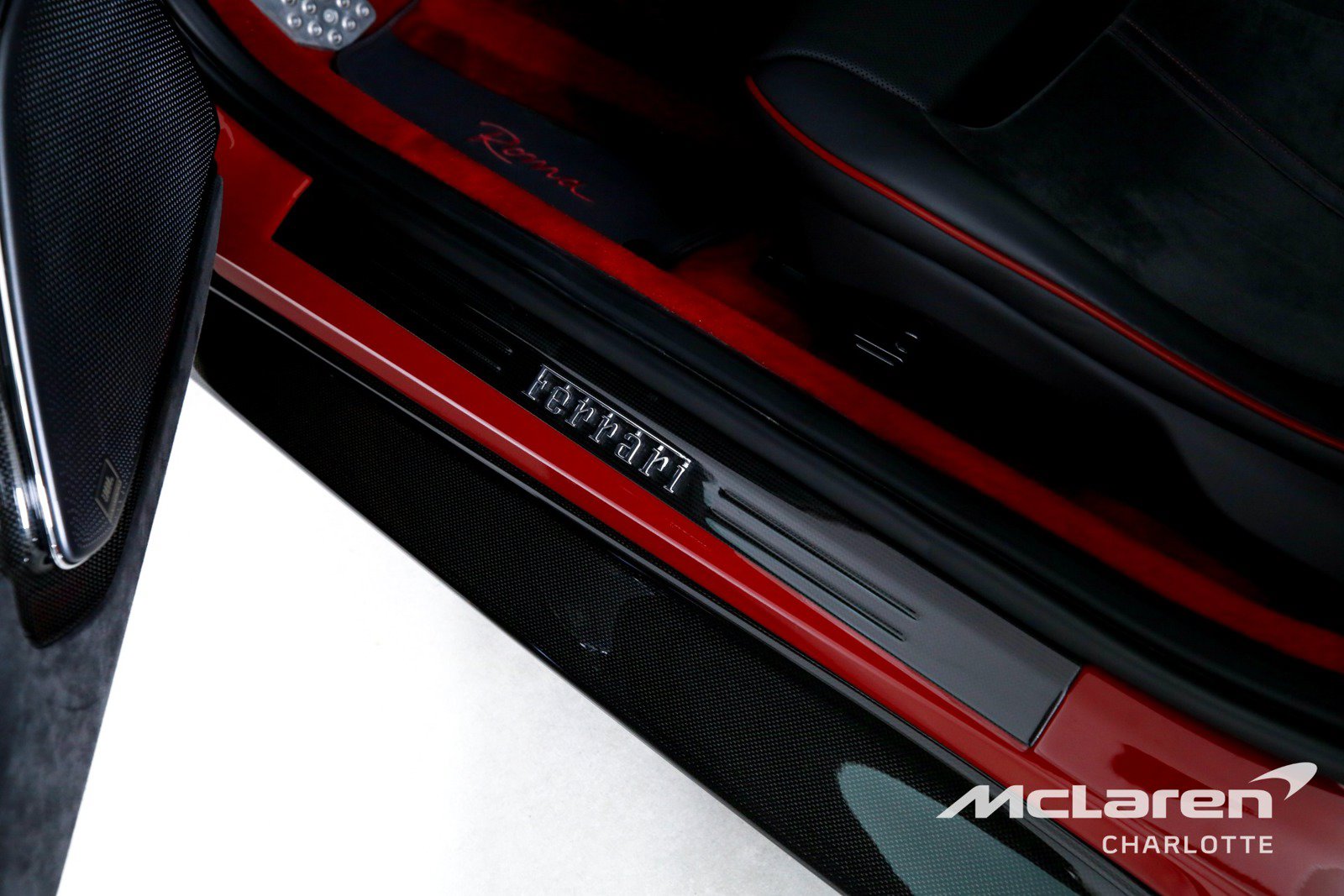 Used 2022 Ferrari Roma RWD image 17