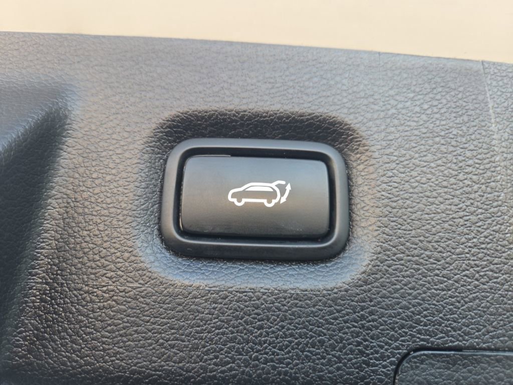 Used 2023 Hyundai Santa Fe SEL image 28