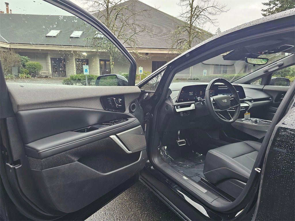 New 2026 Cadillac Optiq Sport 1 image 22