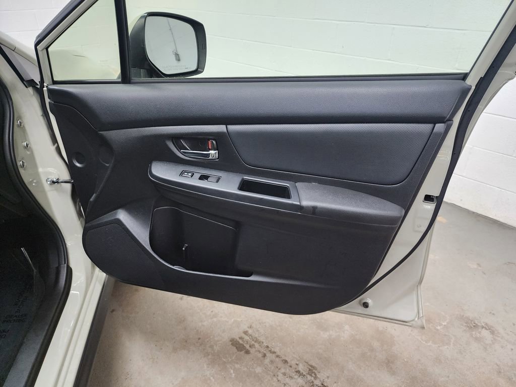 Used 2014 Subaru Crosstrek 2.0i Limited w/ Popular Package #2 image 30