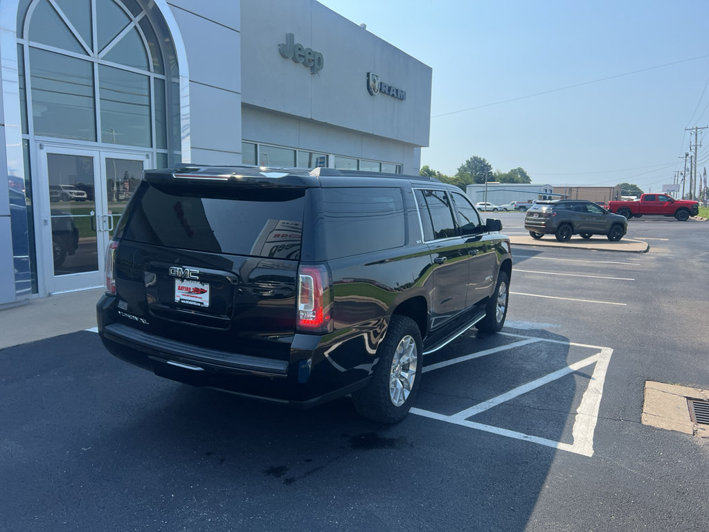 Used 2020 GMC Yukon XL SLT AWD/4WD image 9