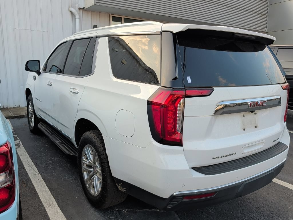 Used 2022 GMC Yukon SLT w/ SLT Luxury Package RWD image 5