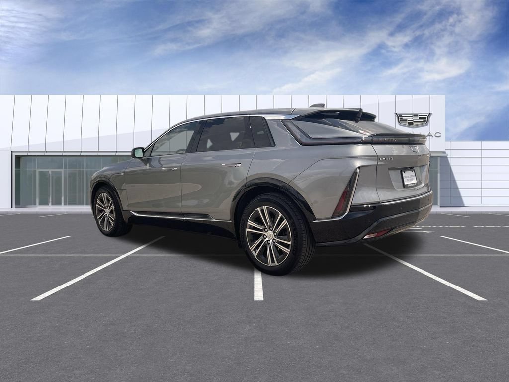 Certified 2024 Cadillac Lyriq Luxury w/ LPO, Floor Liner Package AWD/4WD image 6