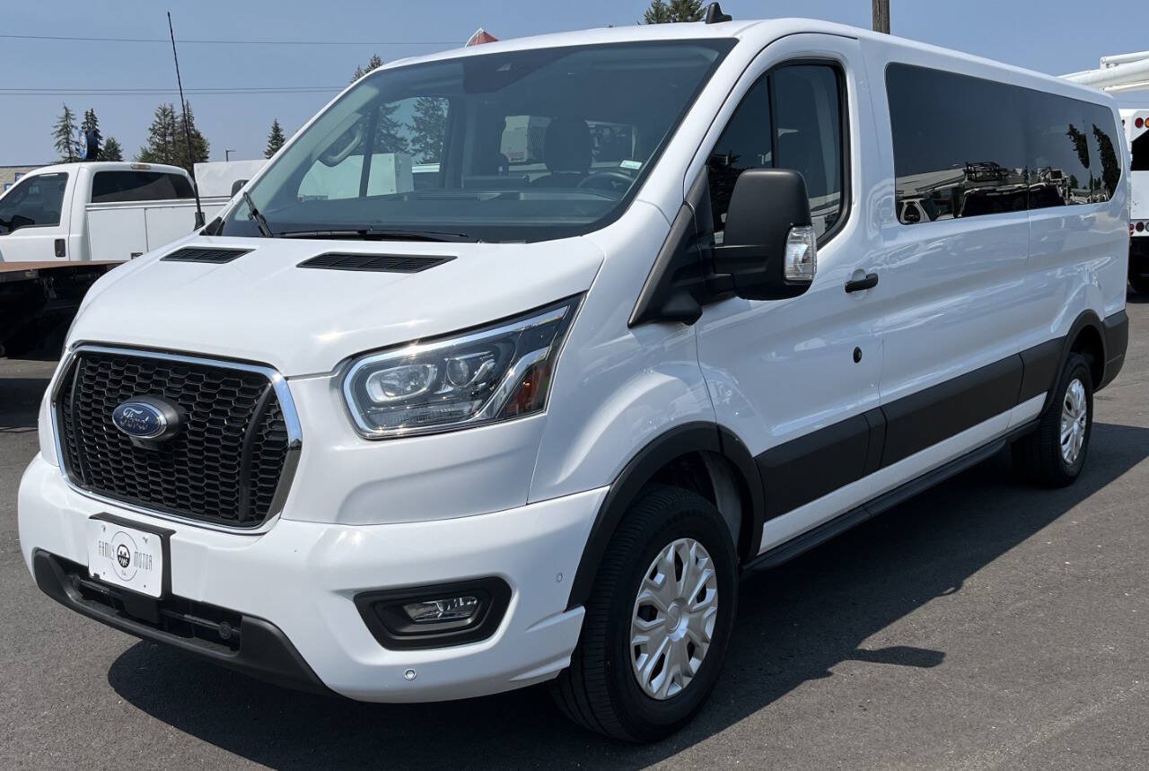 Used 2023 Ford Transit 350 XLT RWD image 3