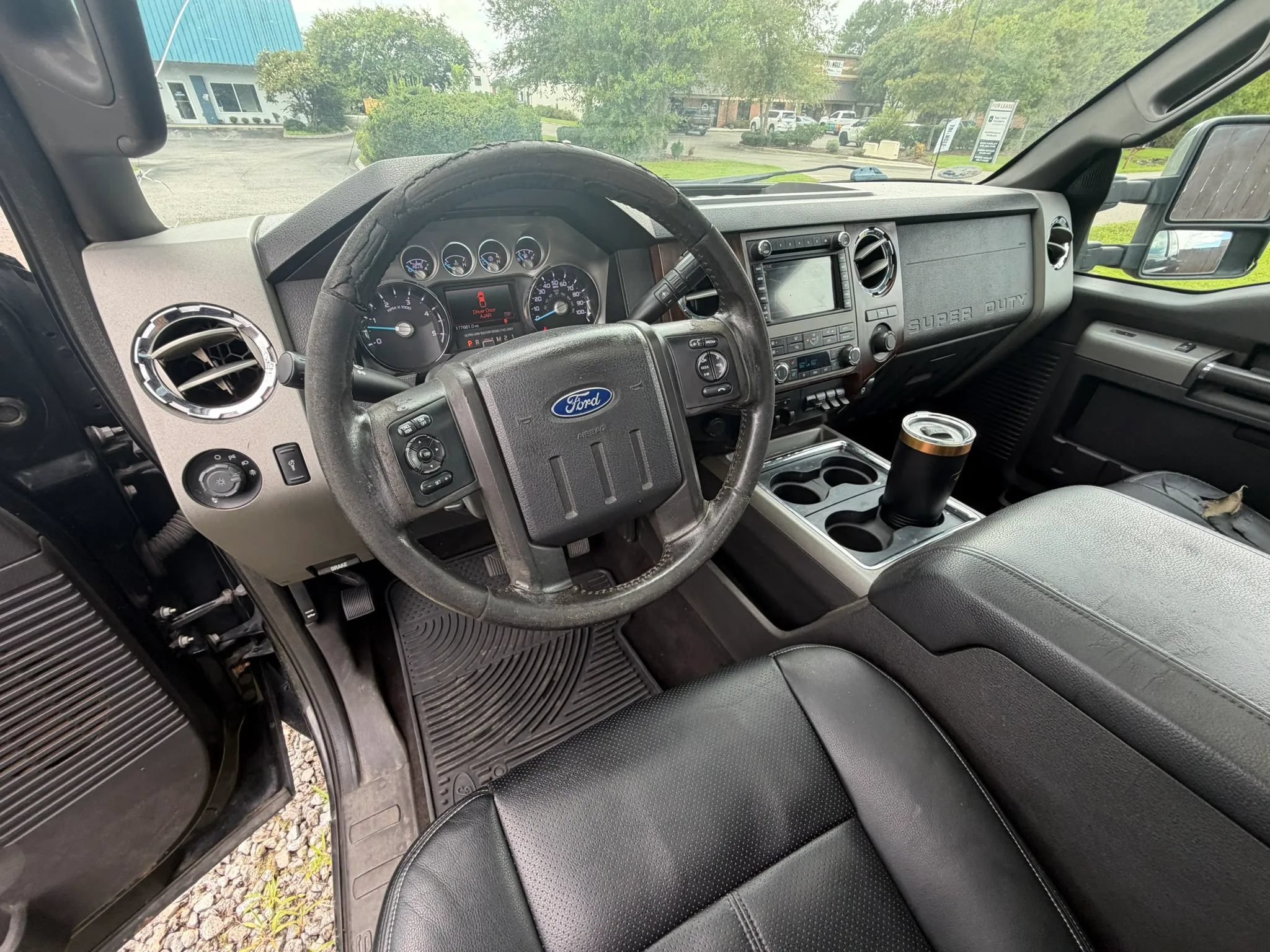 Used 2011 Ford F350 Lariat w/ Lariat Ultimate Pkg AWD/4WD image 17