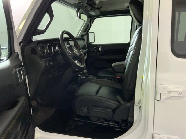 Used 2022 Jeep Gladiator Overland AWD/4WD image 14