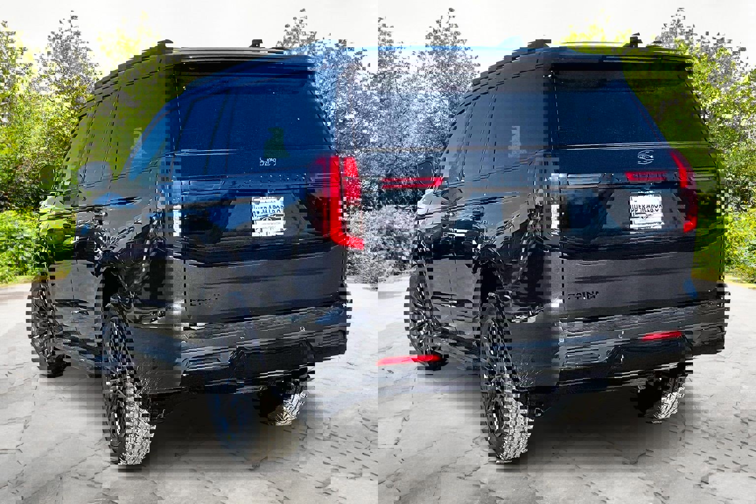 New 2026 Ford Expedition Platinum w/ Stealth Appearance Package image 3