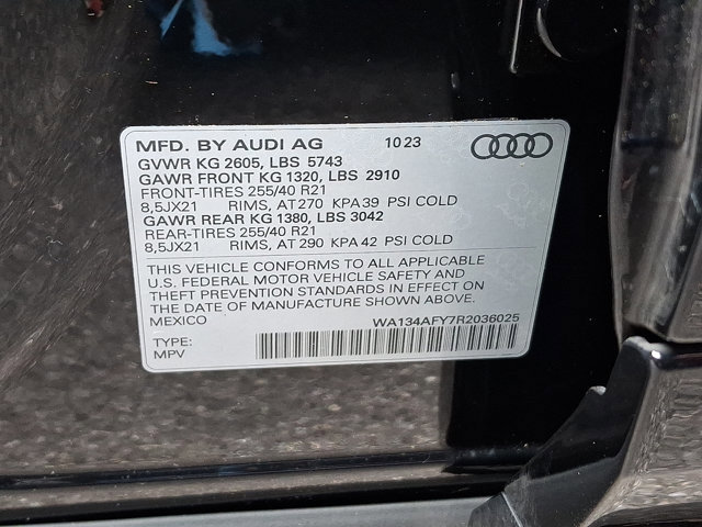 Used 2024 Audi SQ5 Prestige image 30
