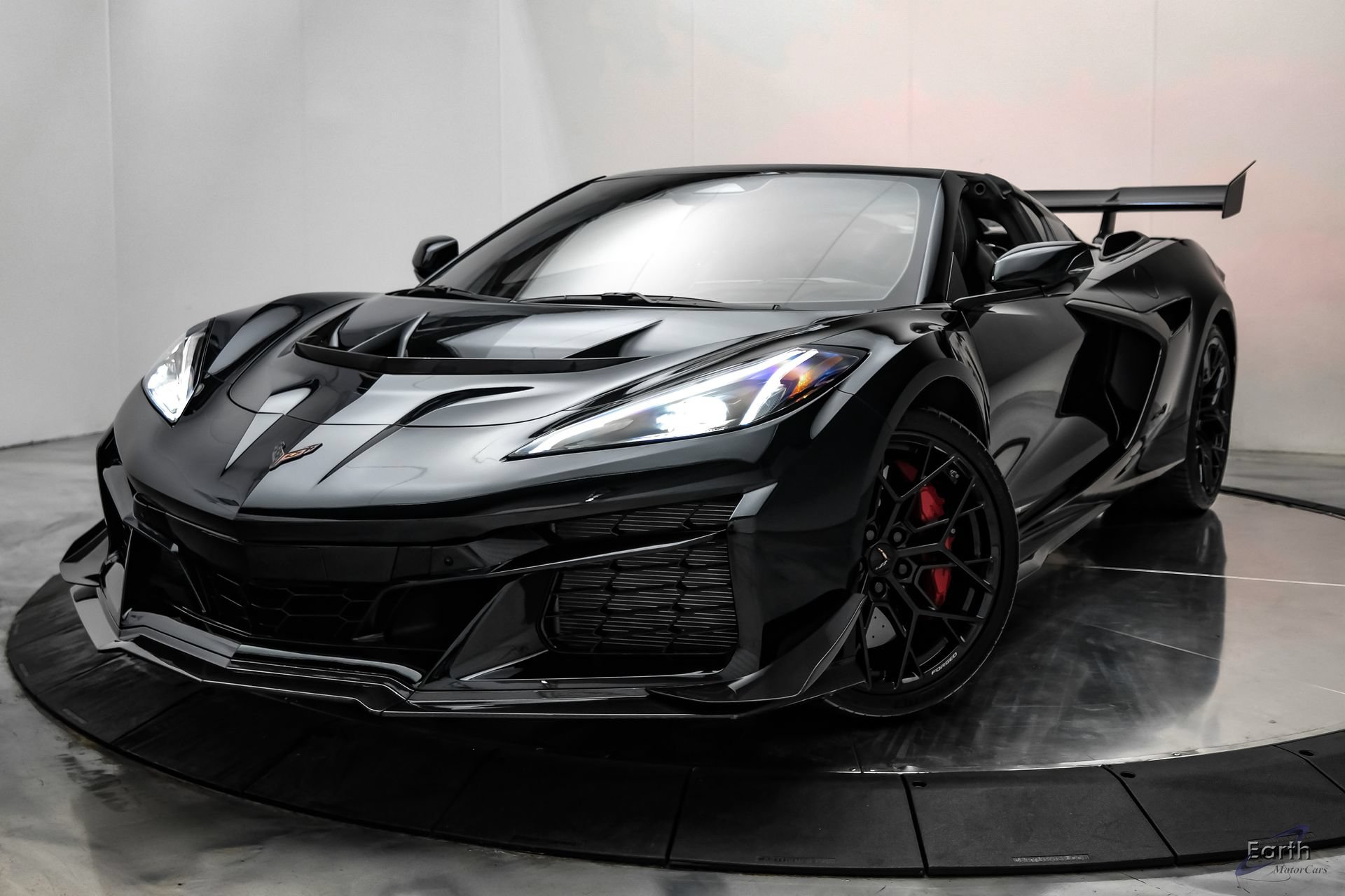 Used 2026 Chevrolet Corvette ZR1 w/ ZR1 Carbon Fiber Aero Package RWD image 7