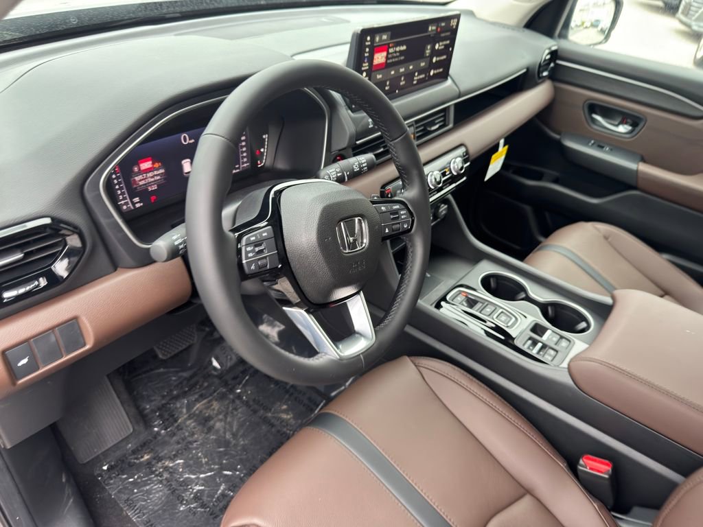 New 2026 Honda Pilot Touring image 9