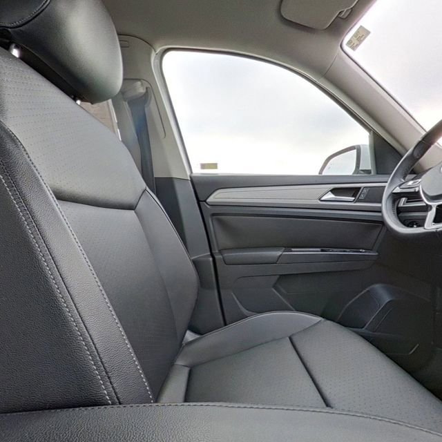 Used 2018 Volkswagen Atlas SE FWD image 29