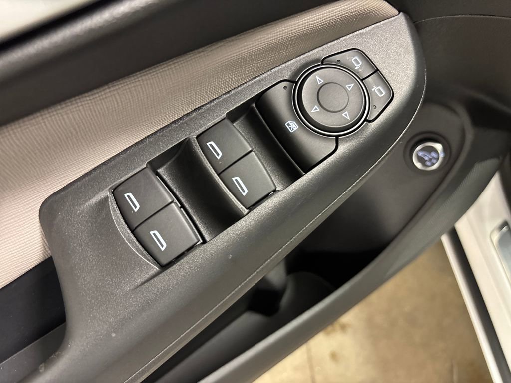 New 2026 Buick Envista Avenir image 21