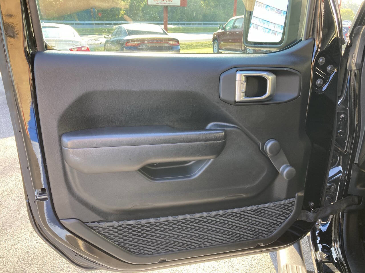 Used 2021 Jeep Wrangler Sport image 14