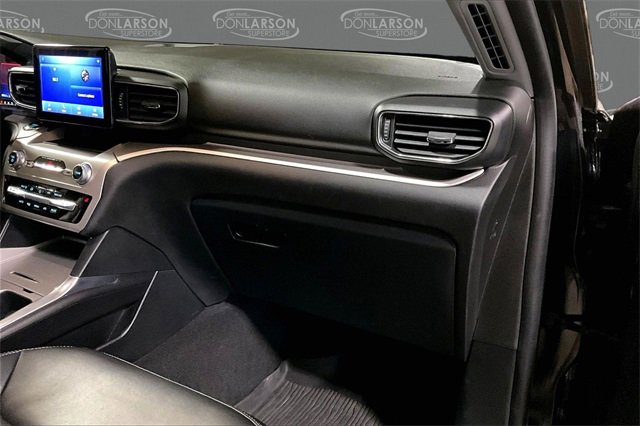 Used 2022 Ford Explorer XLT w/ Equipment Group 202A image 31