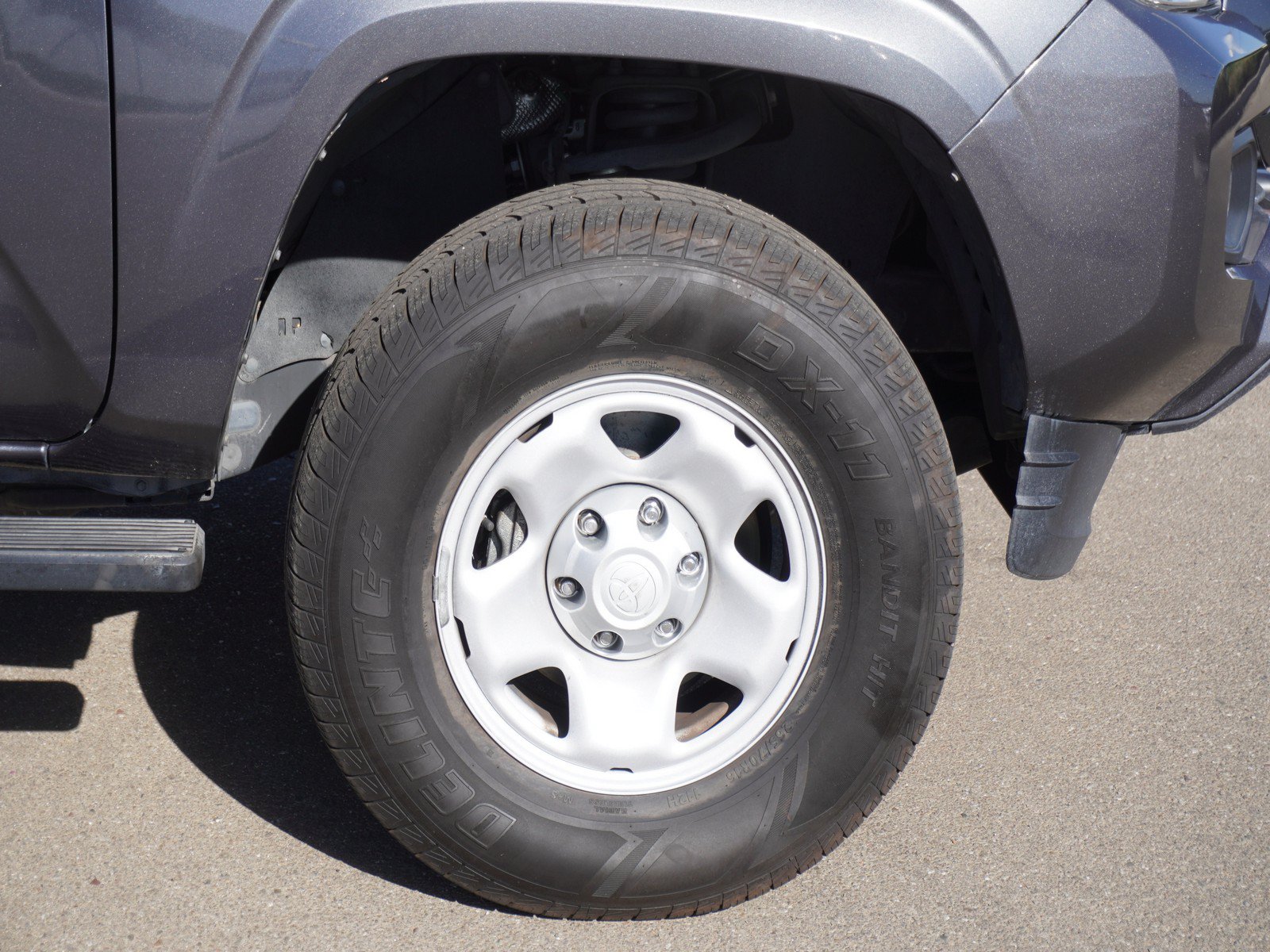Used 2020 Toyota Tacoma SR AWD/4WD image 6