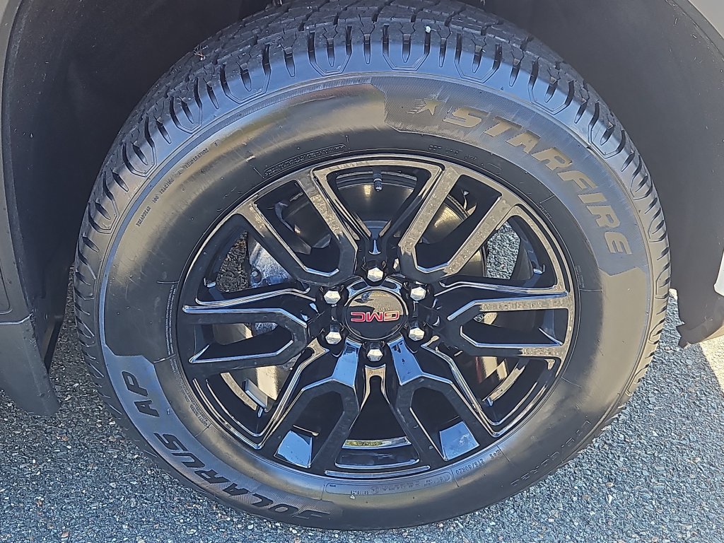 Used 2024 GMC Sierra 1500 Elevation AWD/4WD image 10