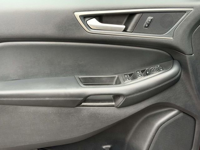 Used 2021 Ford Edge SEL w/ Convenience Package image 14