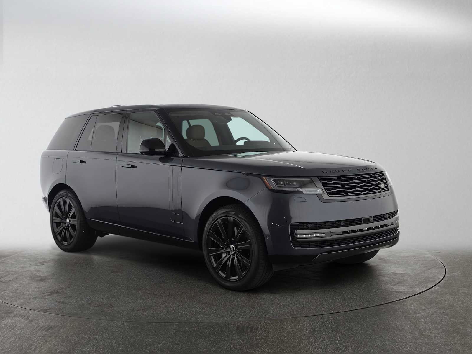 Used 2025 Land Rover Range Rover SE AWD/4WD image 7
