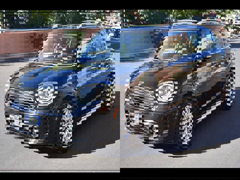 Used 2022 MINI Cooper Countryman FWD image 3