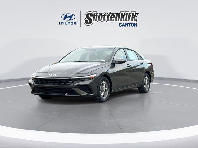 New 2026 Hyundai Elantra SE image 4