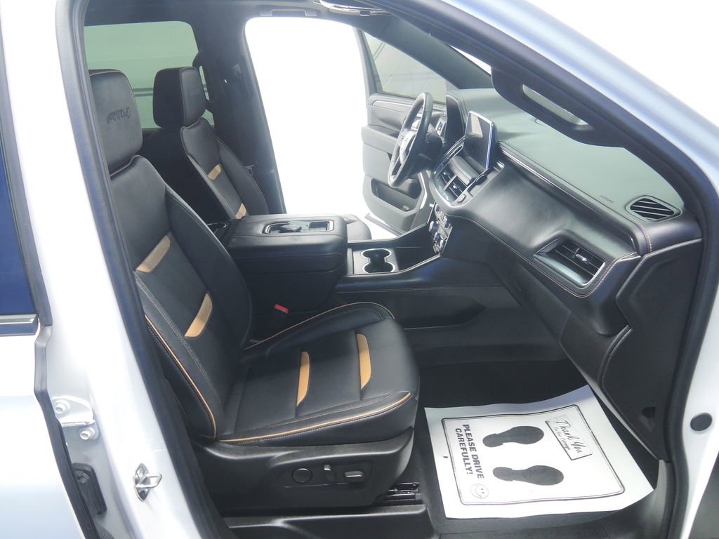 Used 2024 GMC Yukon AT4 w/ AT4 Premium Plus Package image 43