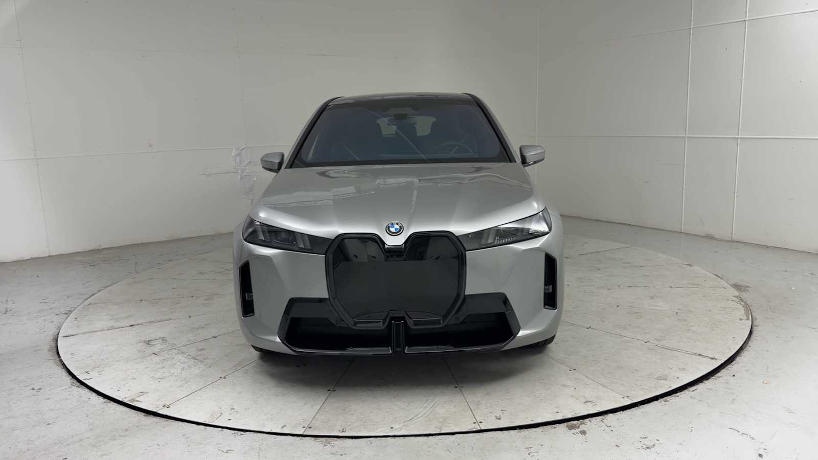 New 2026 BMW iX xDrive45 w/ M Sport Package AWD/4WD image 7
